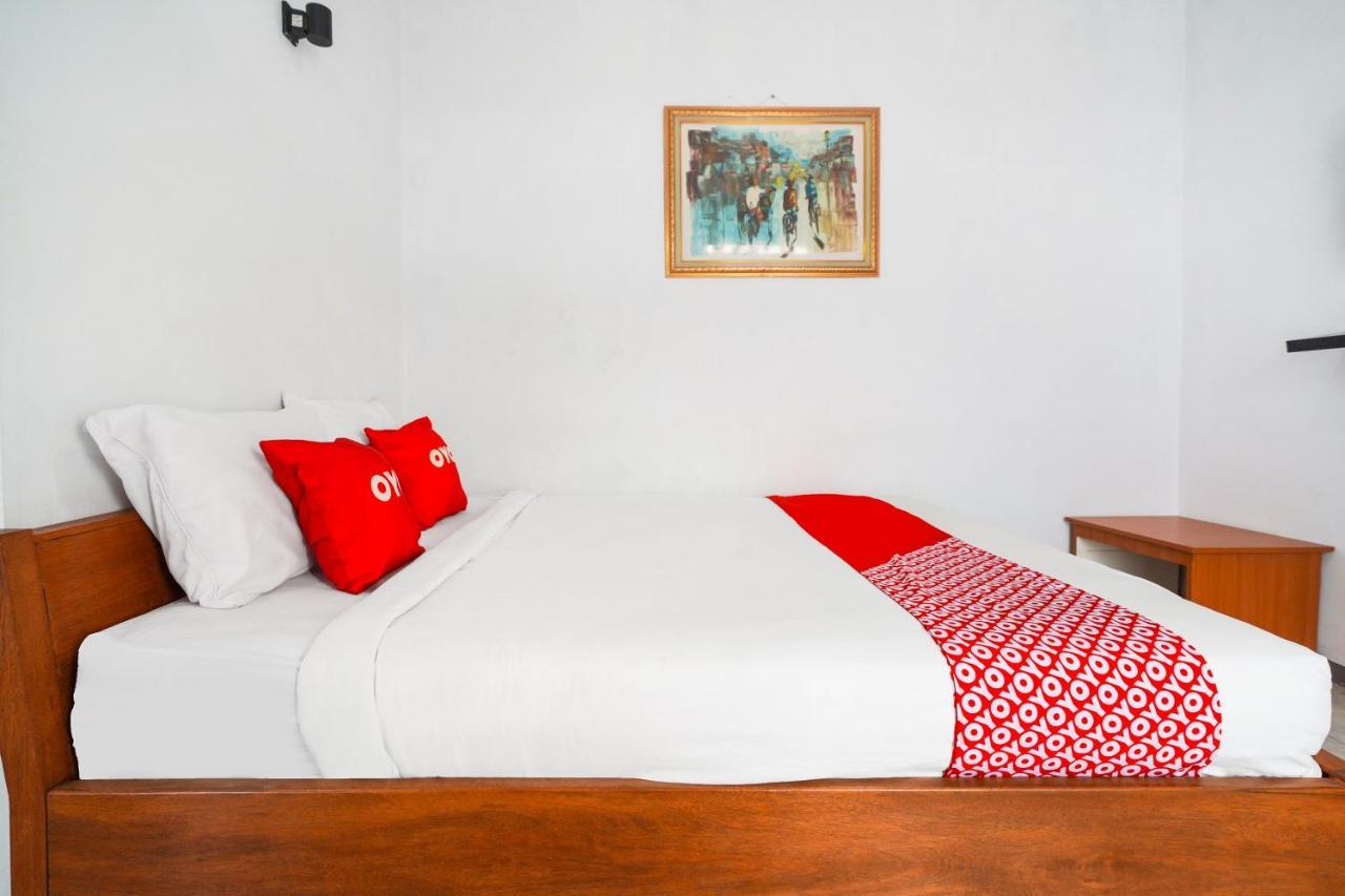 Oyo 91561 Gandhi Hotel Bandung Kültér fotó