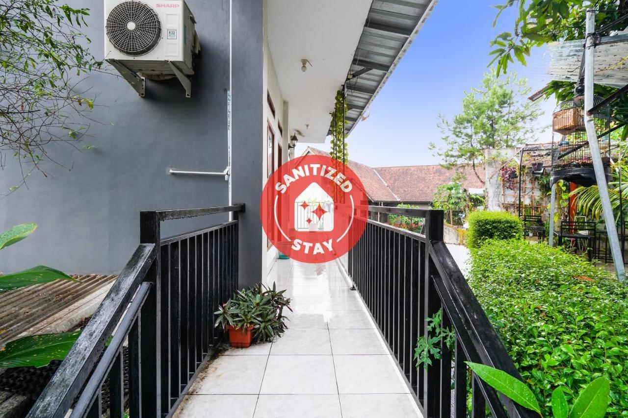 Oyo 91561 Gandhi Hotel Bandung Kültér fotó