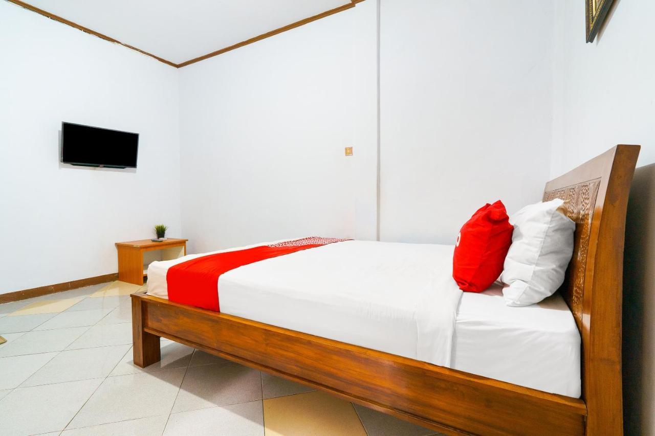 Oyo 91561 Gandhi Hotel Bandung Kültér fotó